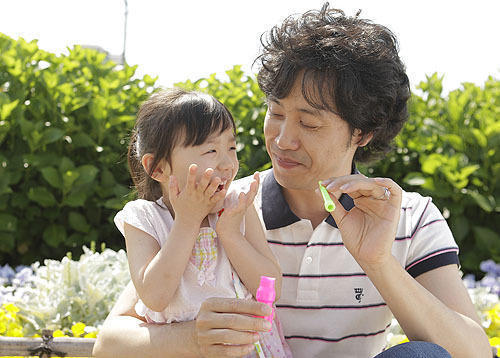 大泉洋は妻子持ち 嫁の年齢は 子供は 気になる話題をちょこちょこブログ 大泉洋は妻子持ち 嫁の年齢は 子供は 気になる話題をちょこちょこブログ